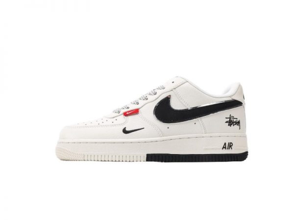 Nike Air Force 1 Low